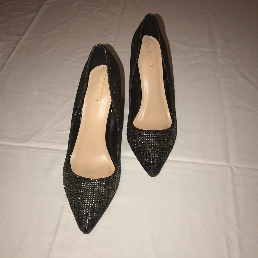 Aldo Point-Toe Heel